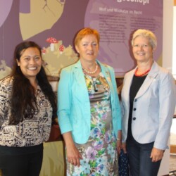 V.l.n.r.: Netzwerkkoordinatorin Christine Binder, Präsidentin Marie-Luise Linckh und Ehrenpräsidentin Hannelore Wörz.