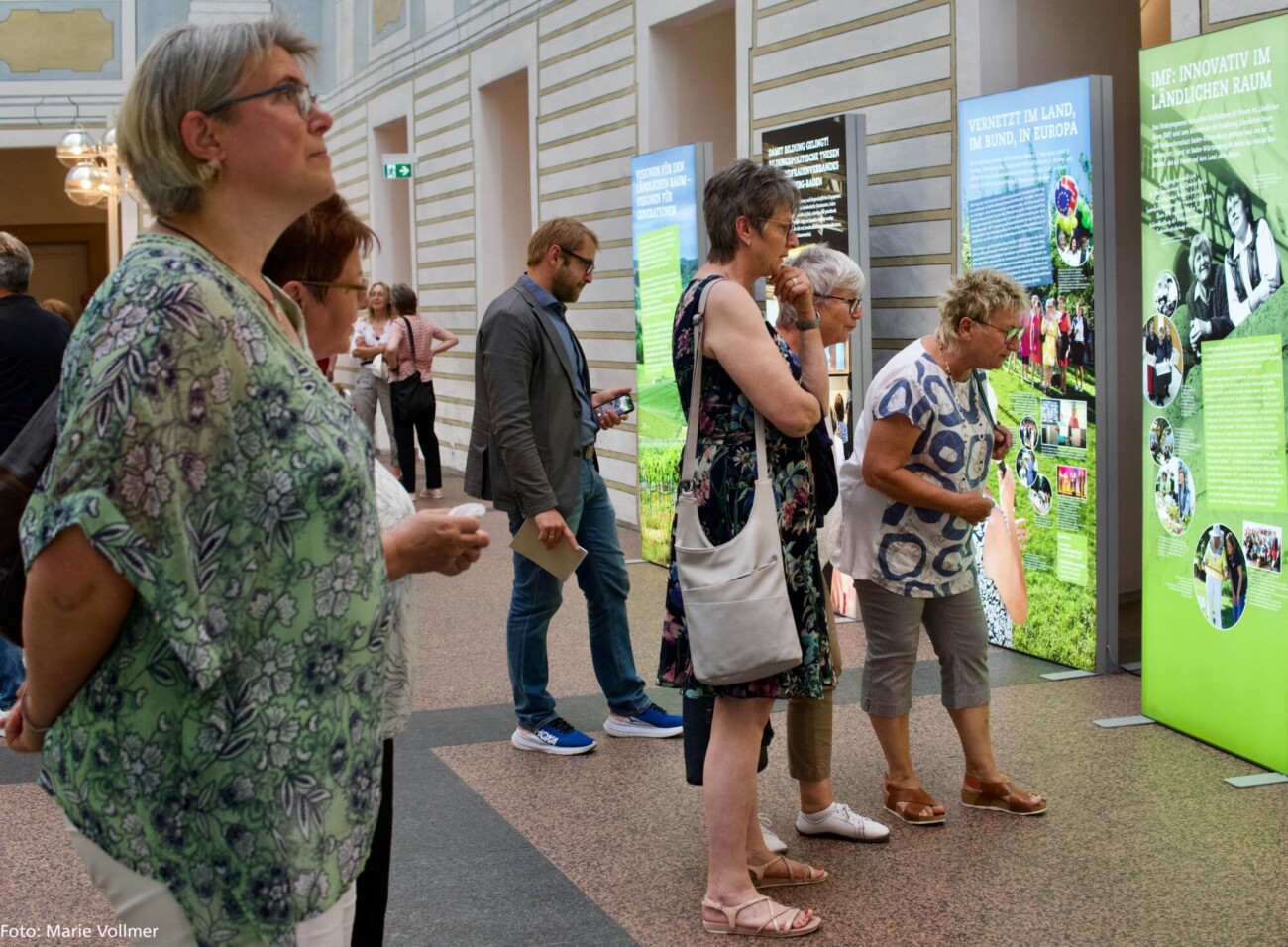 Oberbürgermeister Arnold eröffnete Wanderausstellung in Schwäbisch Gmünd