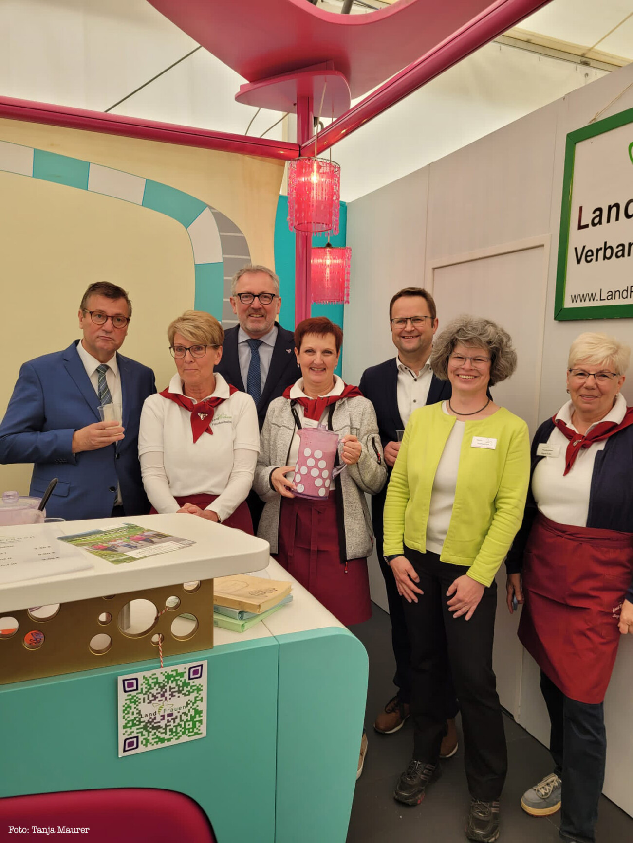 Milchbar der LandFrauen auf dem Mannheimer Maimarkt