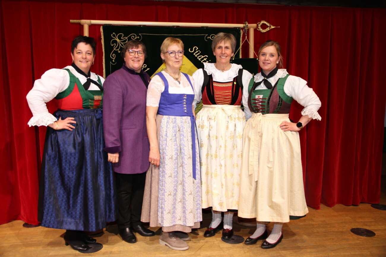 Besuch des Südtiroler Bäuerinnentages in Bozen