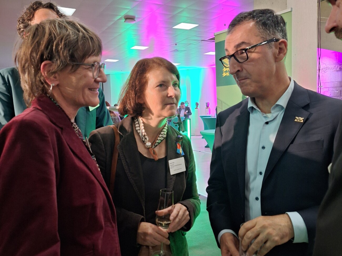 Fetzer und Rau mit Ministerpräsident Özdemir