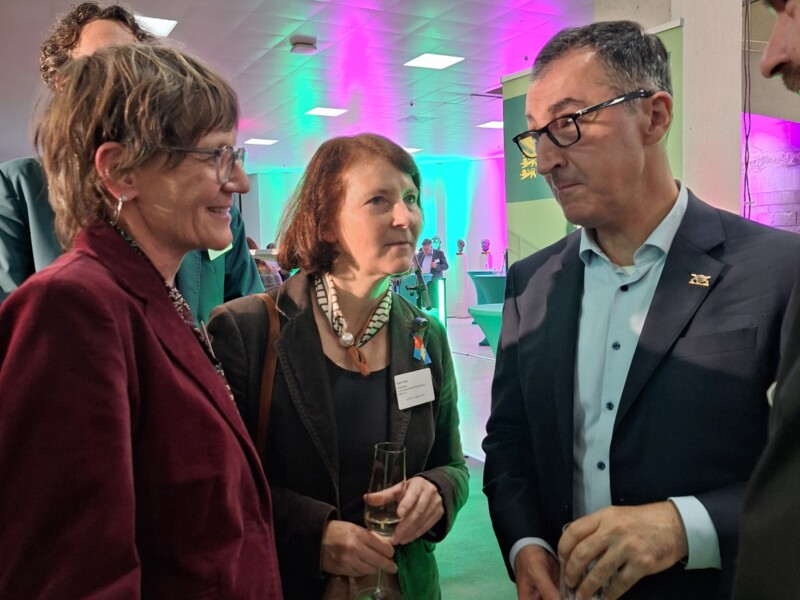 Fetzer und Rau mit Ministerpräsident Özdemir